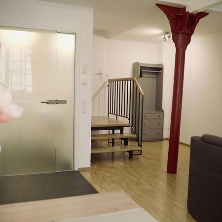 De La Vie Reutlingen - Altstadt Apartment An Stadthalle & Am Marktplatz Ngoại thất bức ảnh