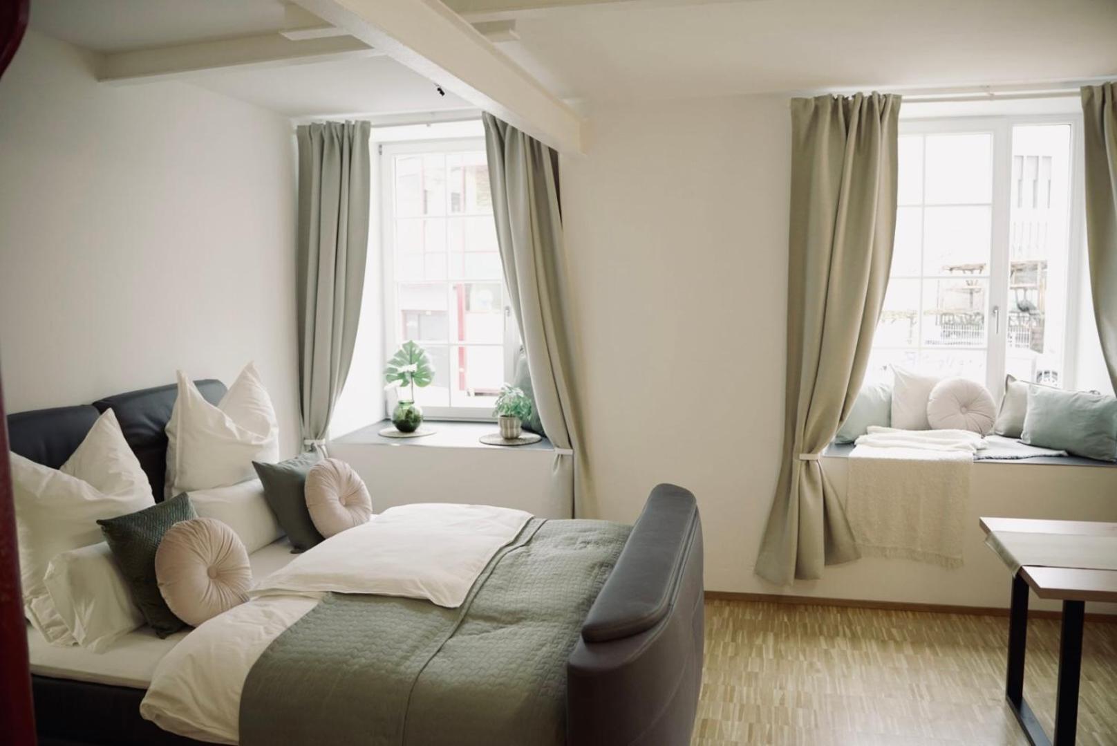 De La Vie Reutlingen - Altstadt Apartment An Stadthalle & Am Marktplatz Ngoại thất bức ảnh