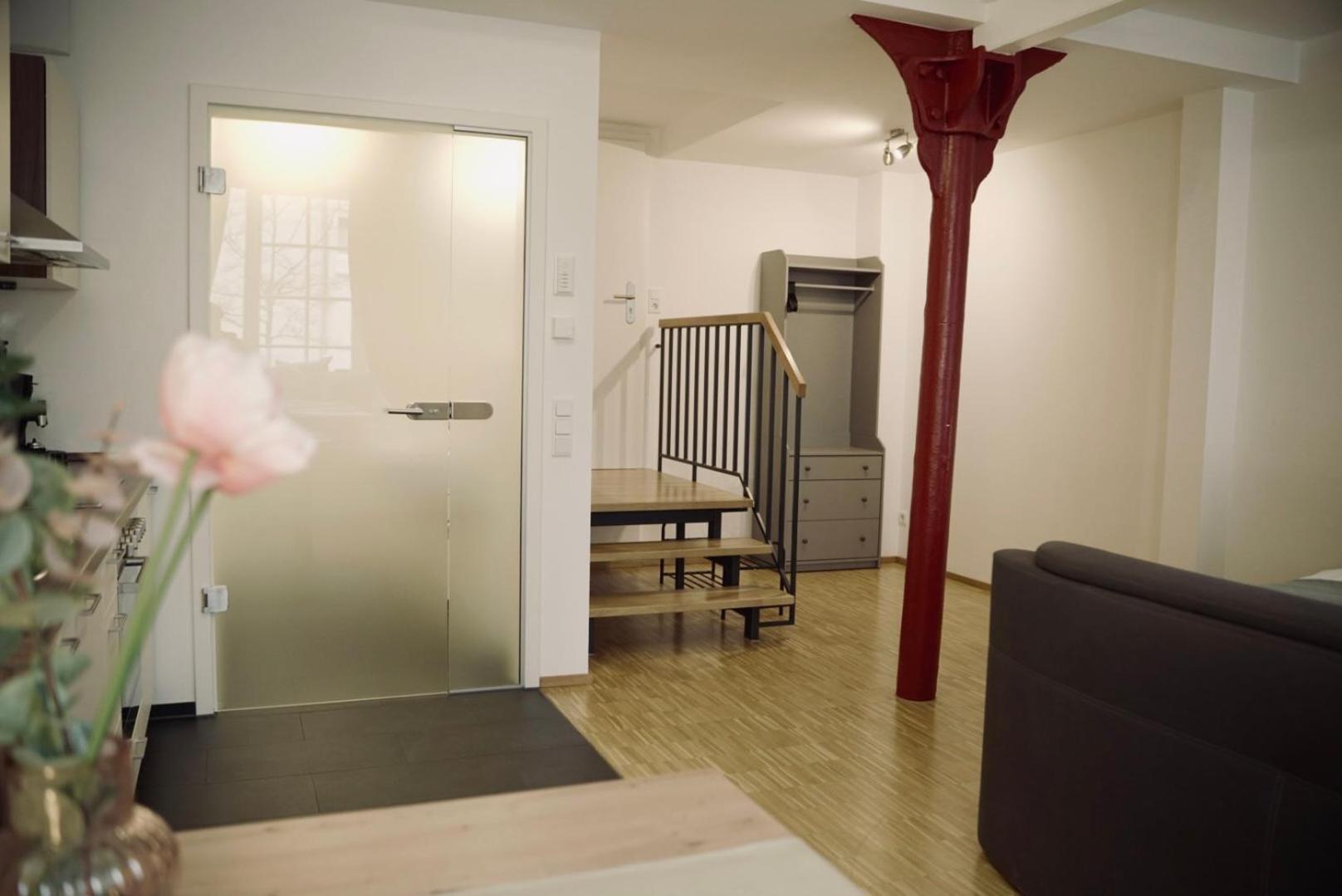 De La Vie Reutlingen - Altstadt Apartment An Stadthalle & Am Marktplatz Ngoại thất bức ảnh